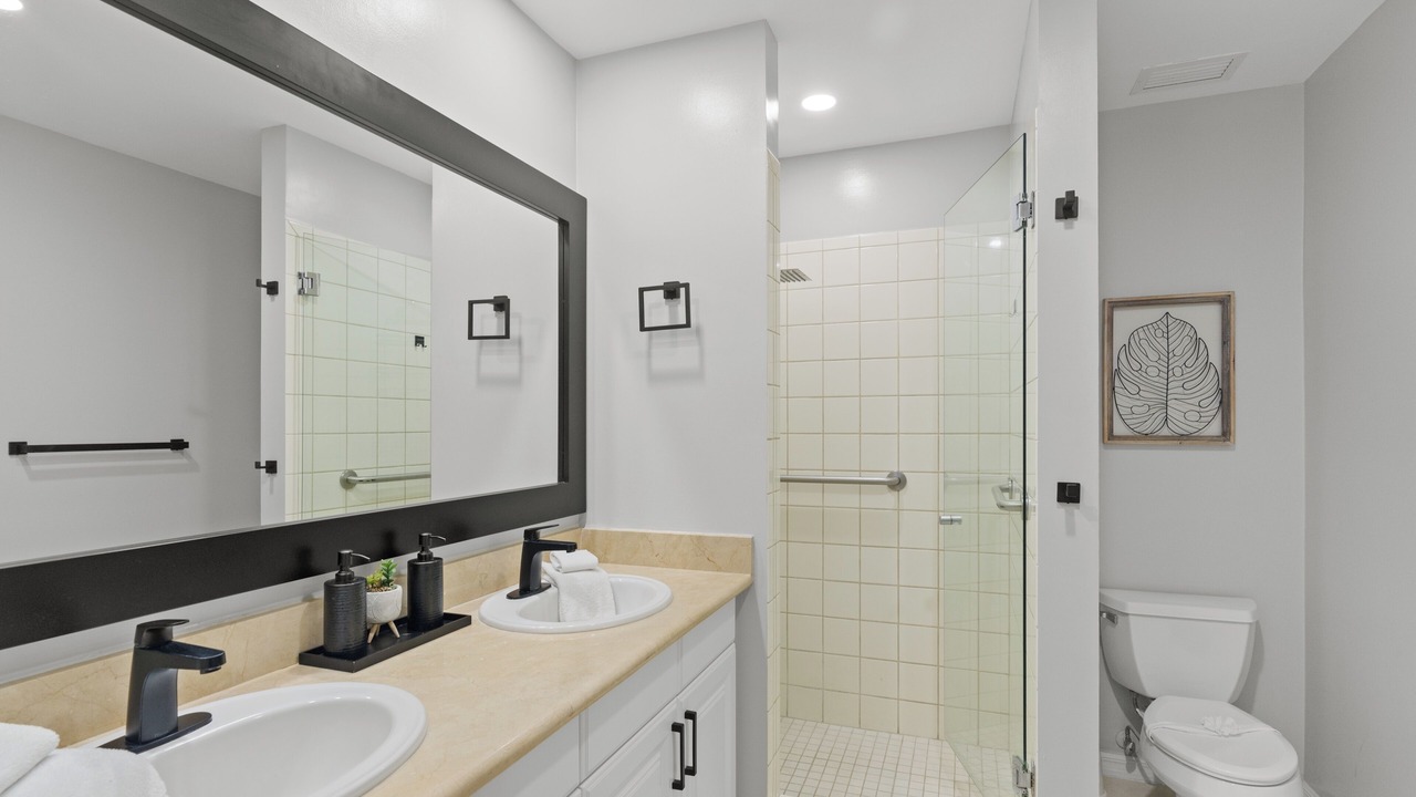 Photo of Bathroom in Coco