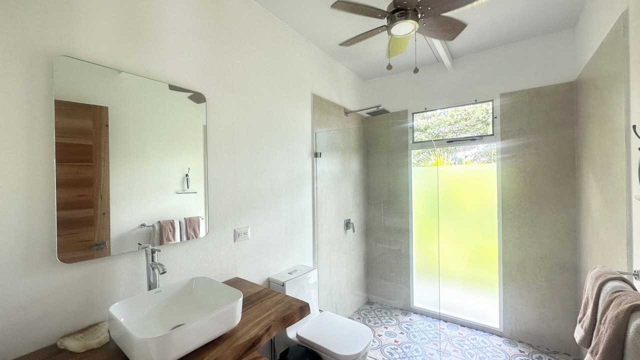 Photo of Bathroom in Ballena