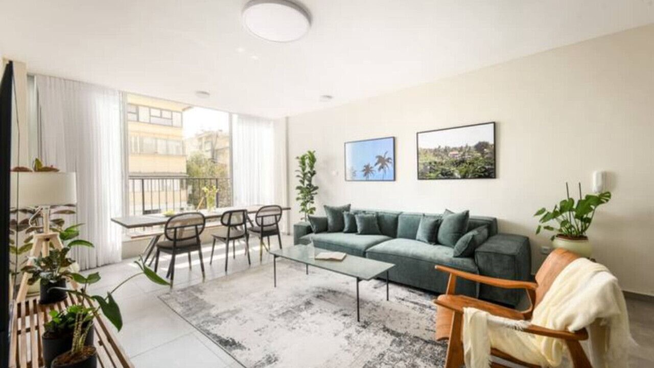 Photo of Livingroom in Old North