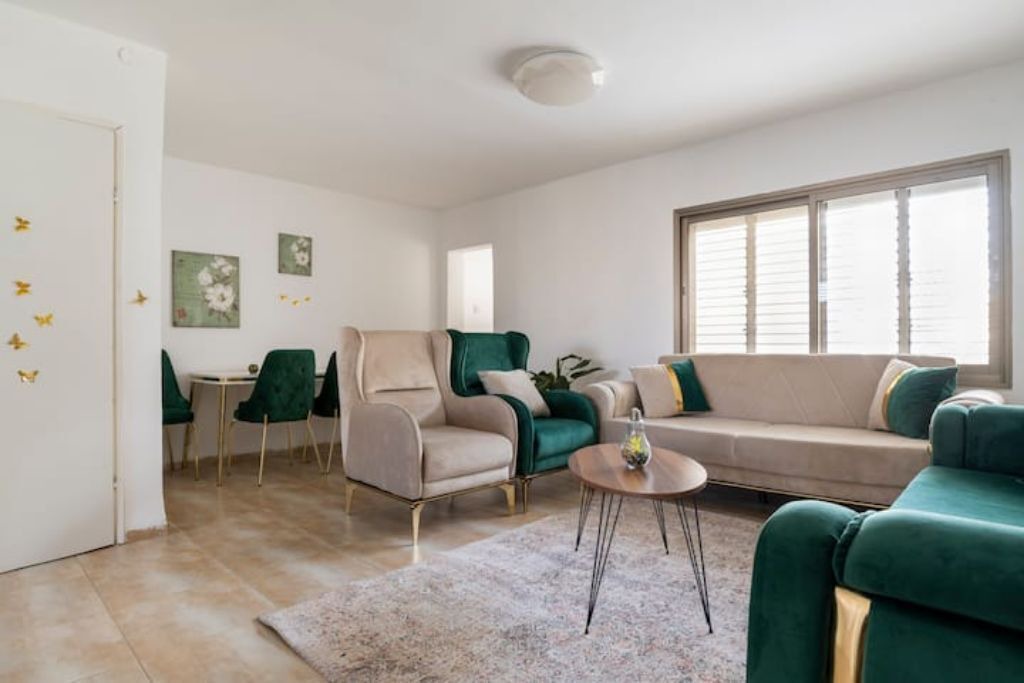 Photo of Livingroom in Acre