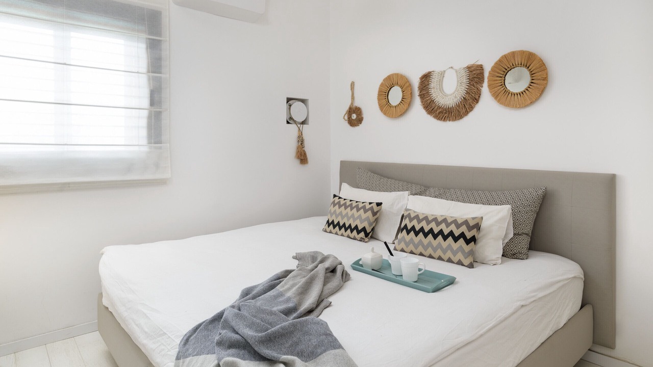 Photo of Bedroom in American Colony