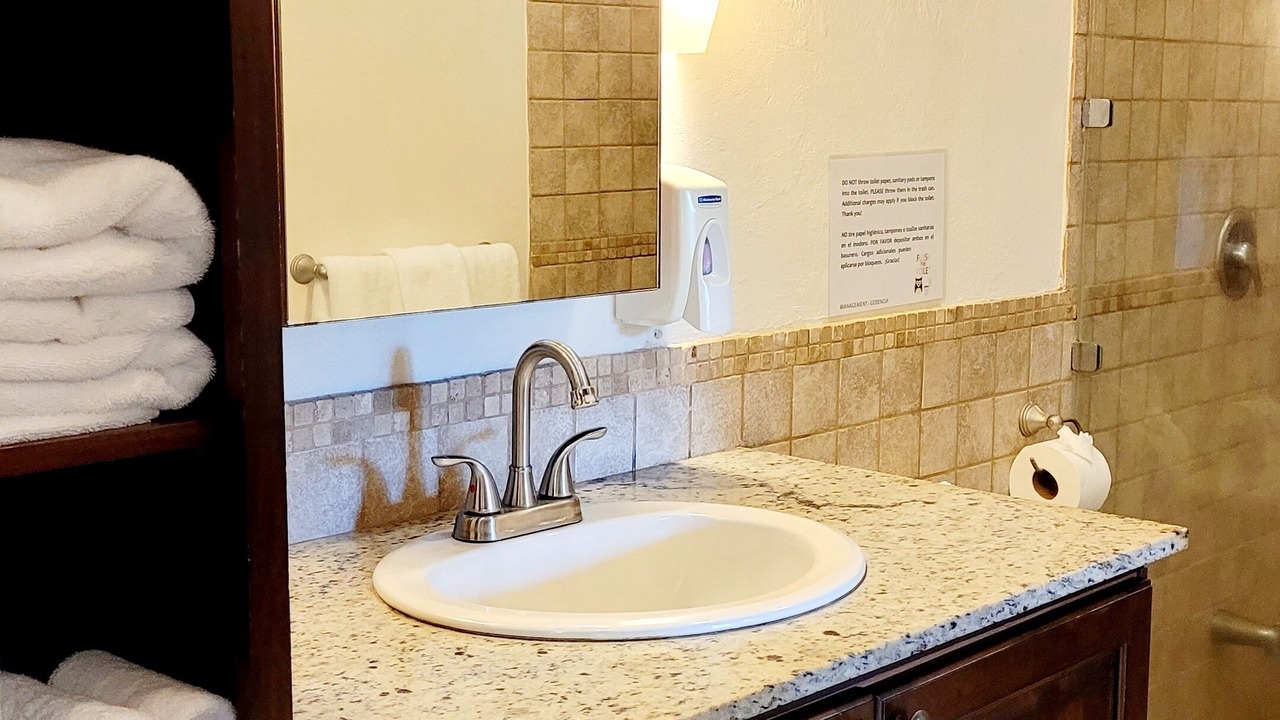 Photo of Bathroom in Tamarindo