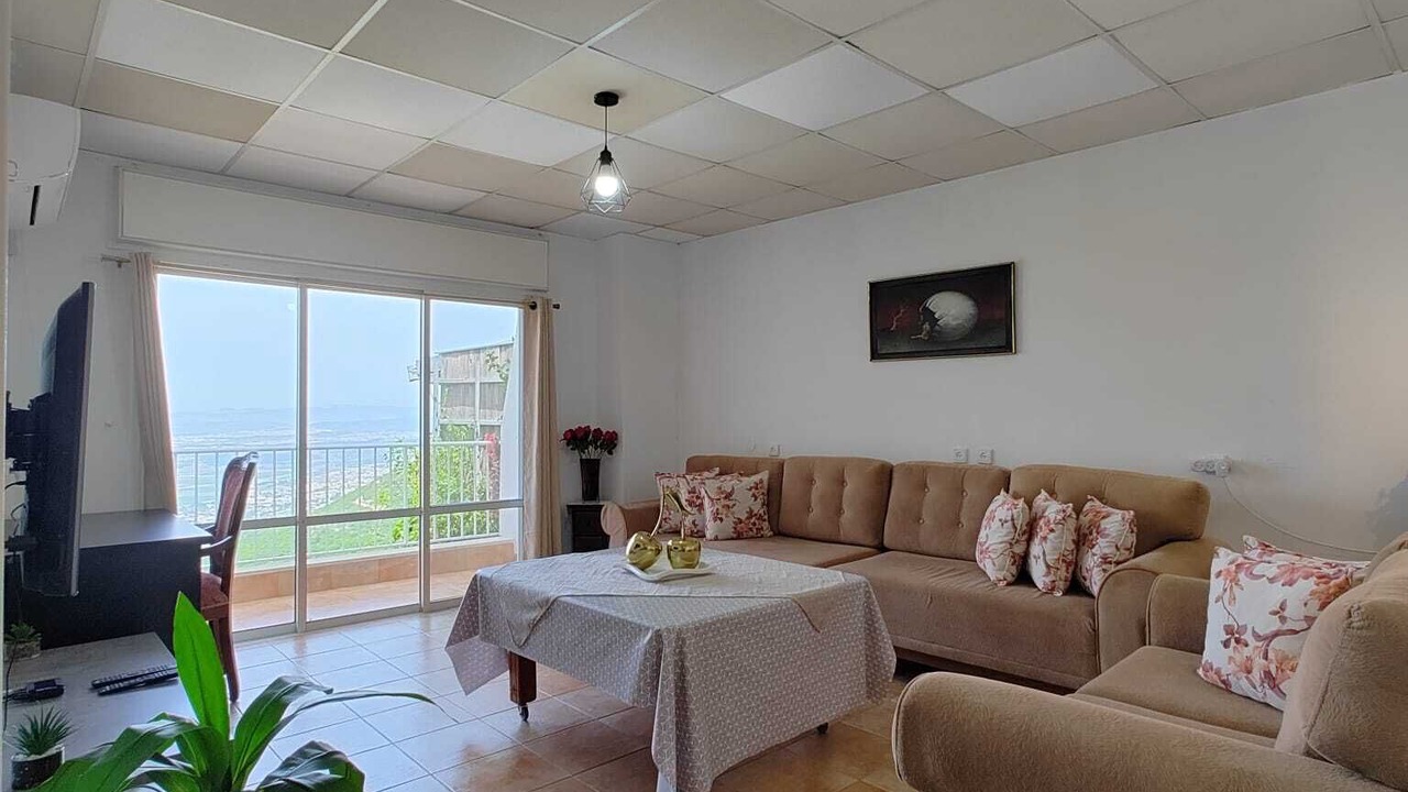 Photo of Livingroom in Isfiya