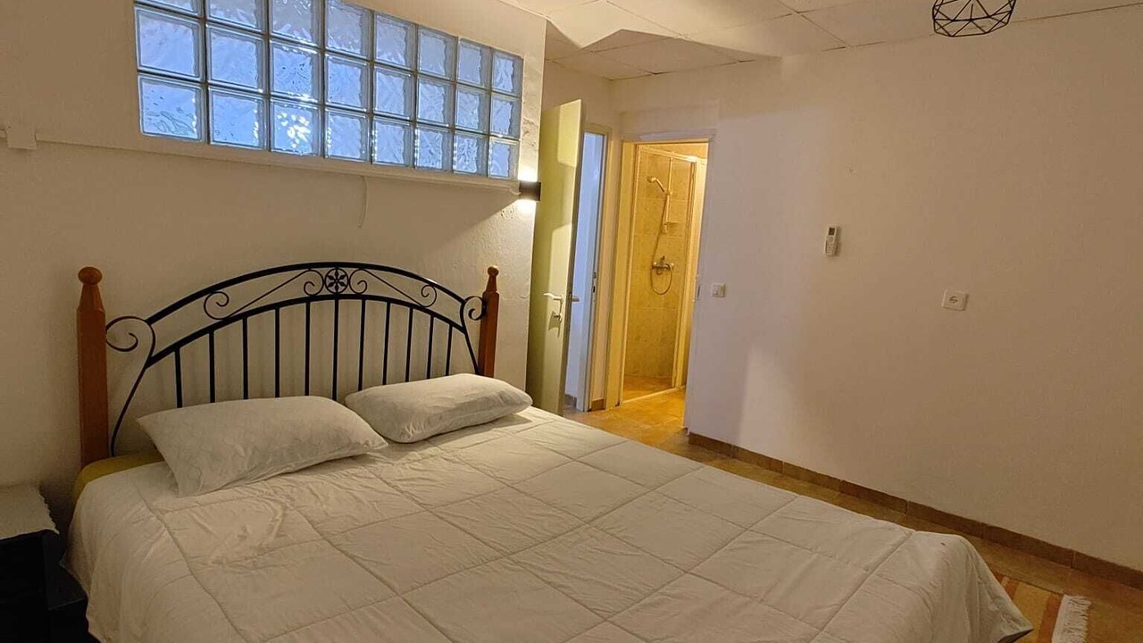Photo of Bedroom in Isfiya