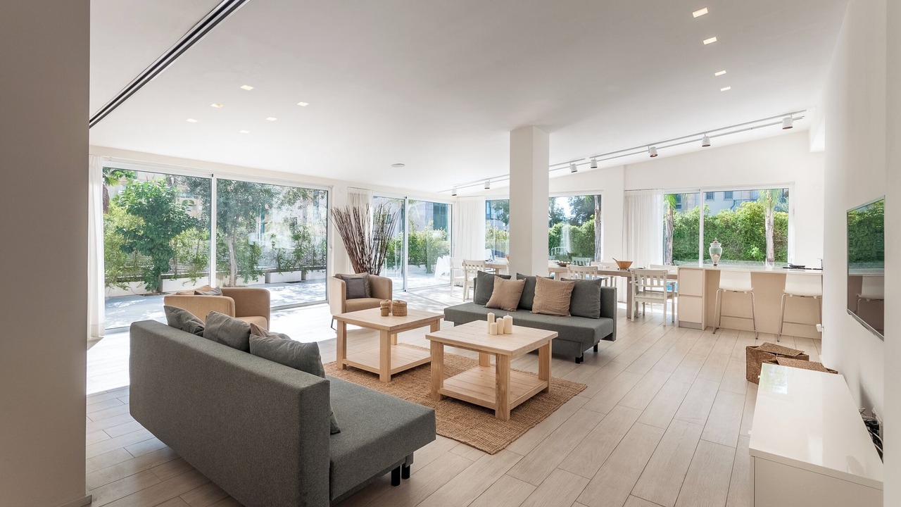 Photo of Livingroom in Herzliya Pituach