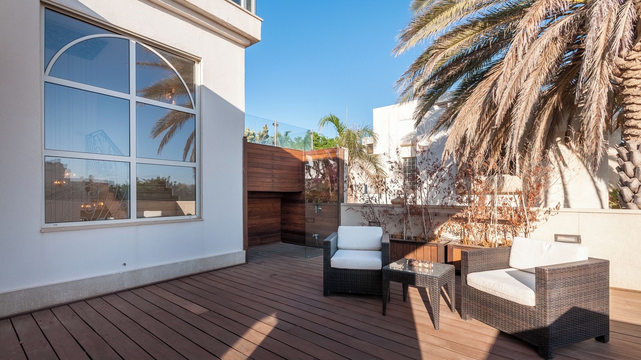 Photo of Patio Balcony in Herzliya Pituach