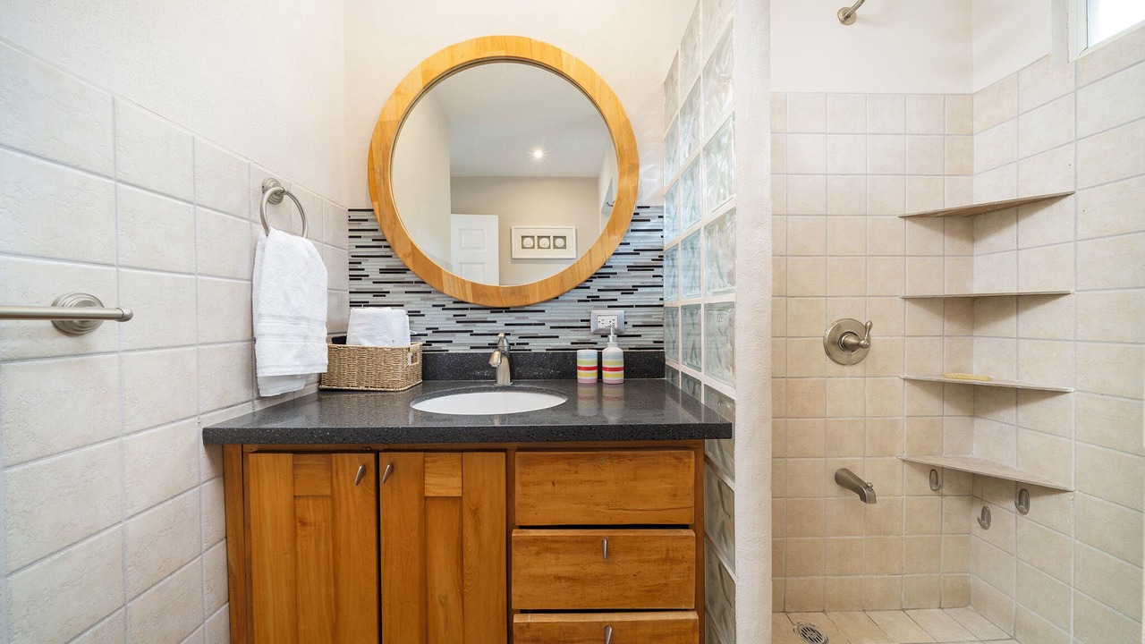 Photo of Bathroom in Potrero