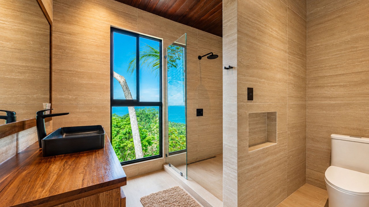 Photo of Bathroom in Ballena