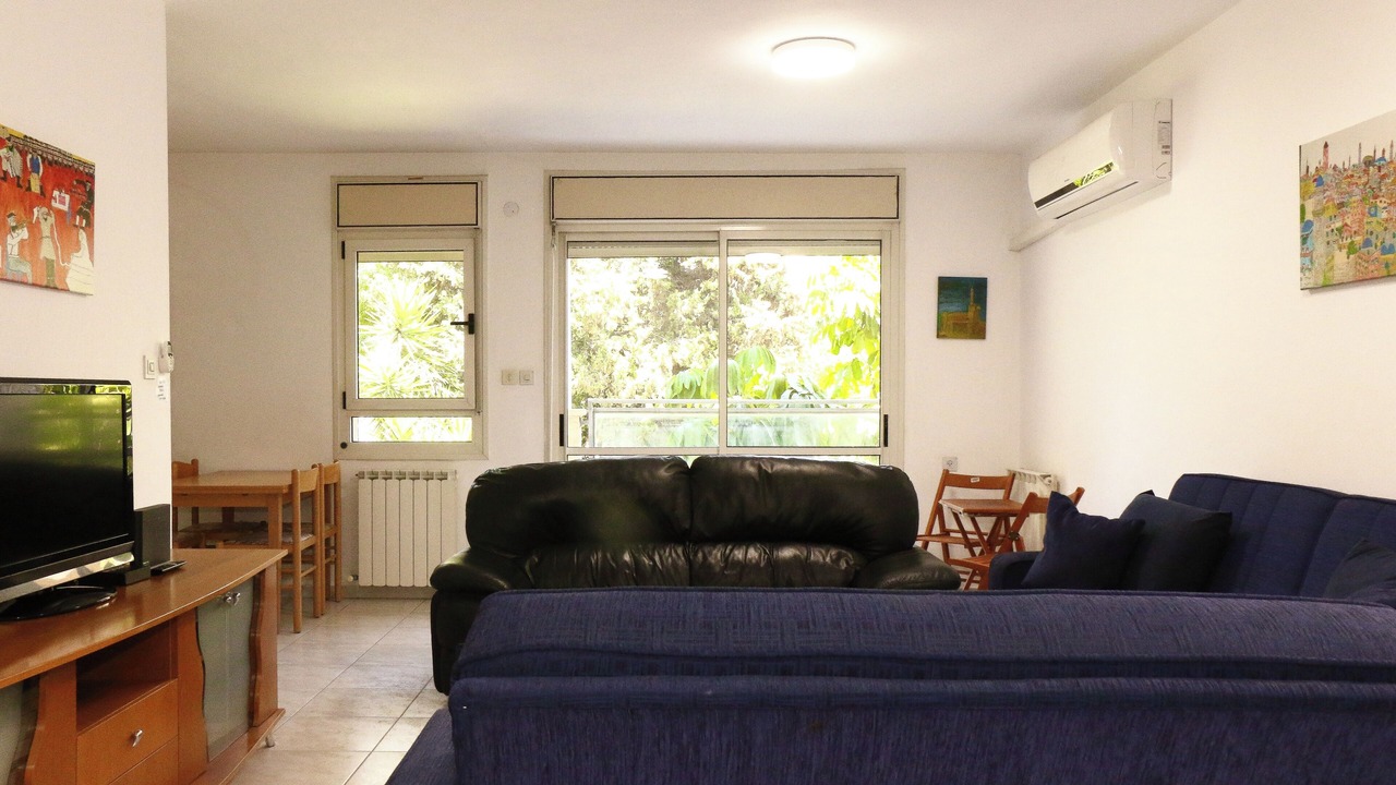 Photo of Livingroom in Jerusalem