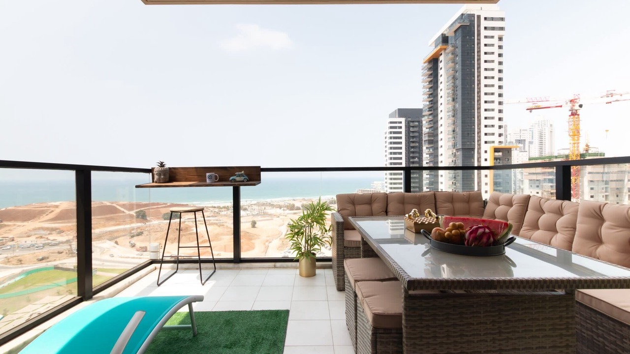 Photo of Patio Balcony in Bat Yam