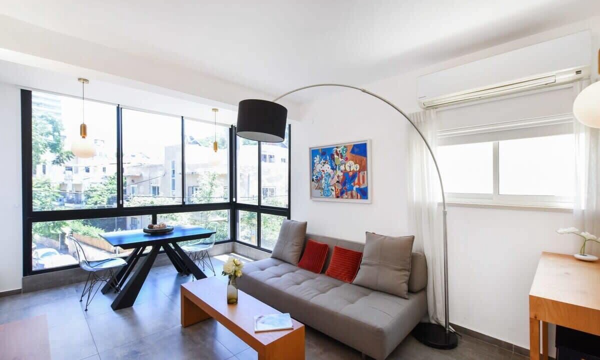 Photo of Livingroom in Old North