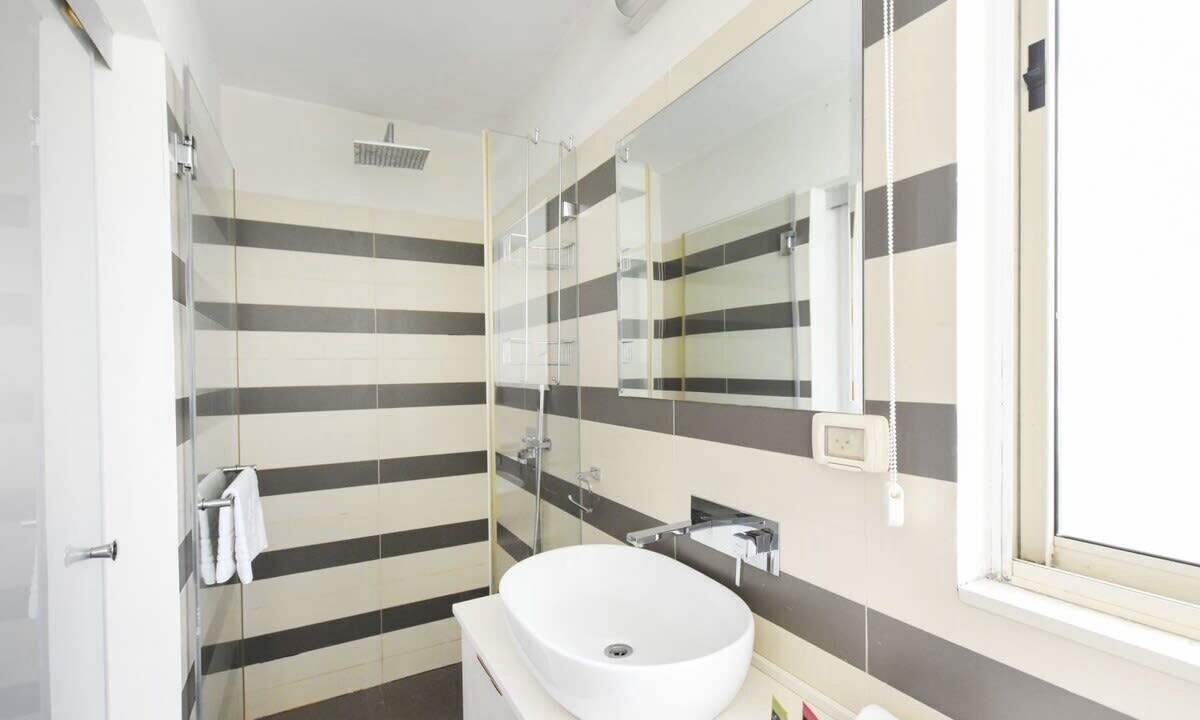 Photo of Bathroom in Old North