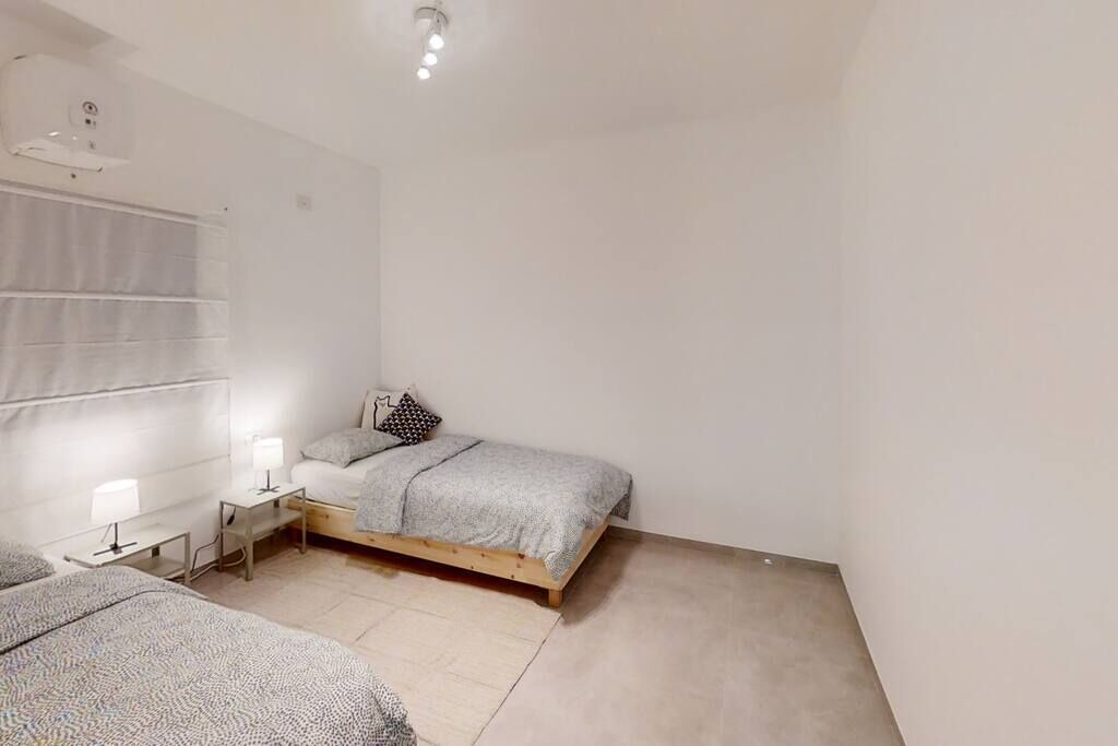 Photo of Bedroom in Haifa