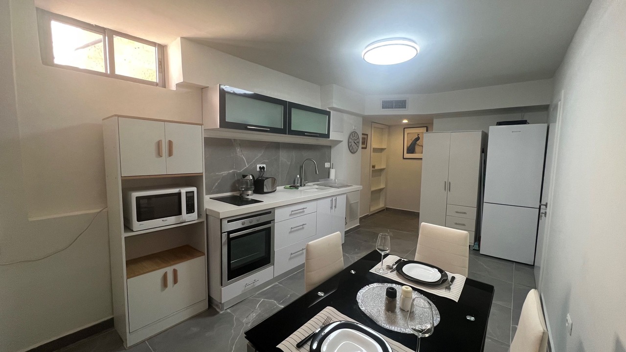 Photo of Kitchen in Modi'in-Maccabim-Re'ut