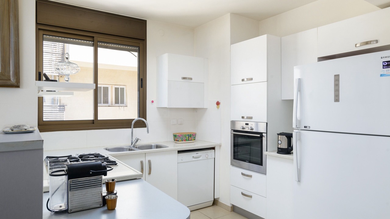 Photo of Kitchen in Tel Aviv Promenade