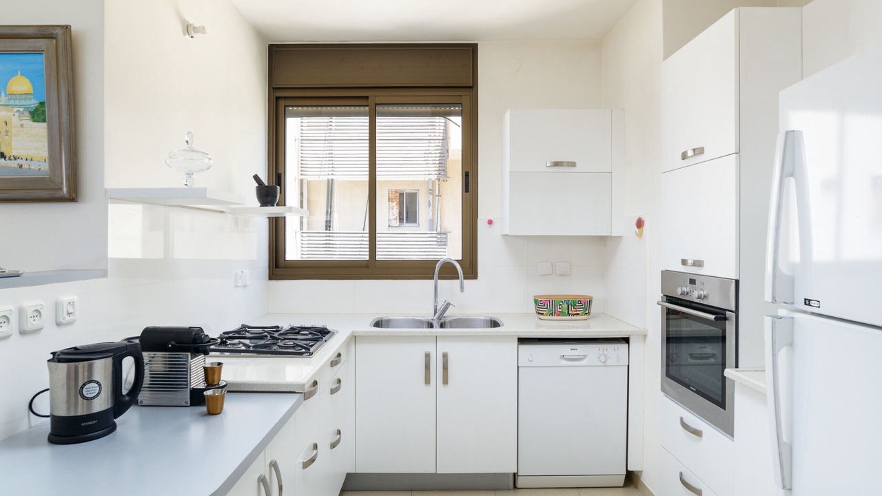 Photo of Kitchen in Tel Aviv Promenade