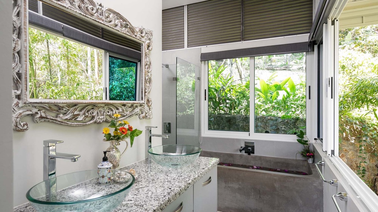 Photo of Bathroom in Garabito