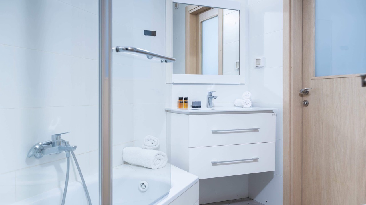 Photo of Bathroom in Rishon LeTsiyon