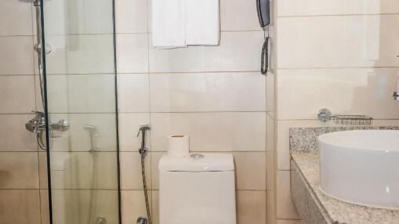 Photo of Bathroom in Academic City