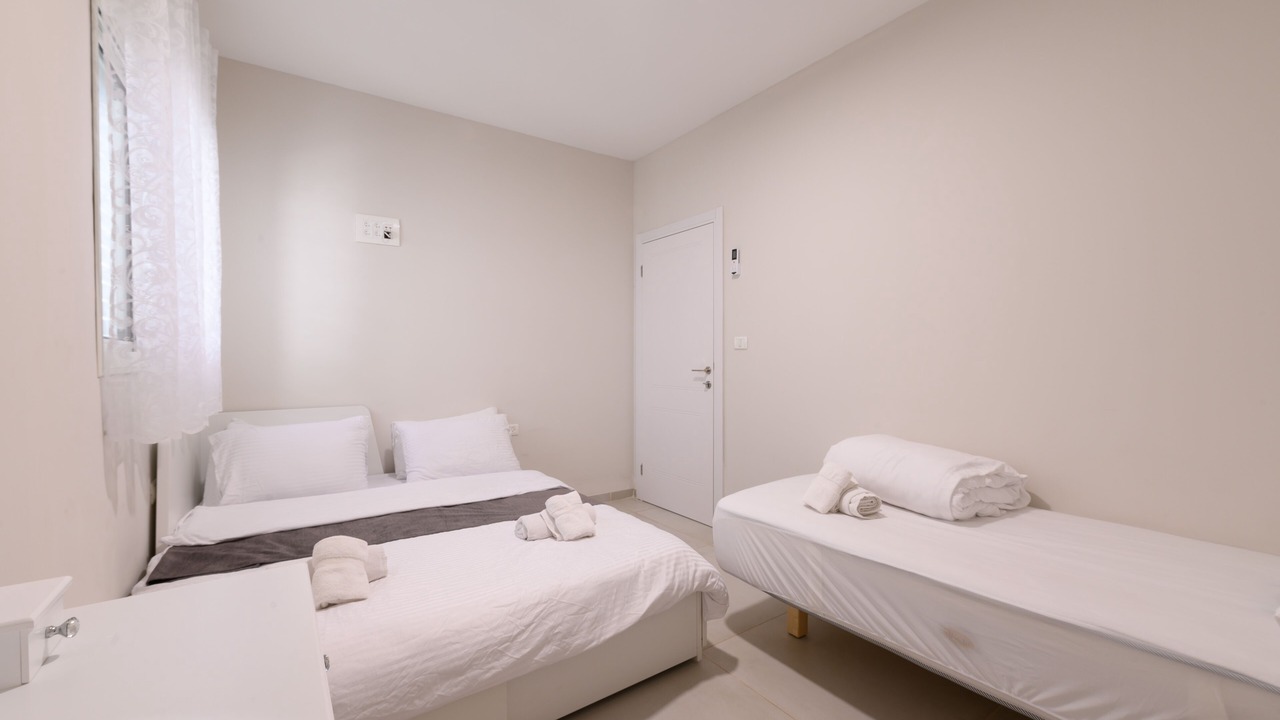 Photo of Bedroom in Shadmot Dvora