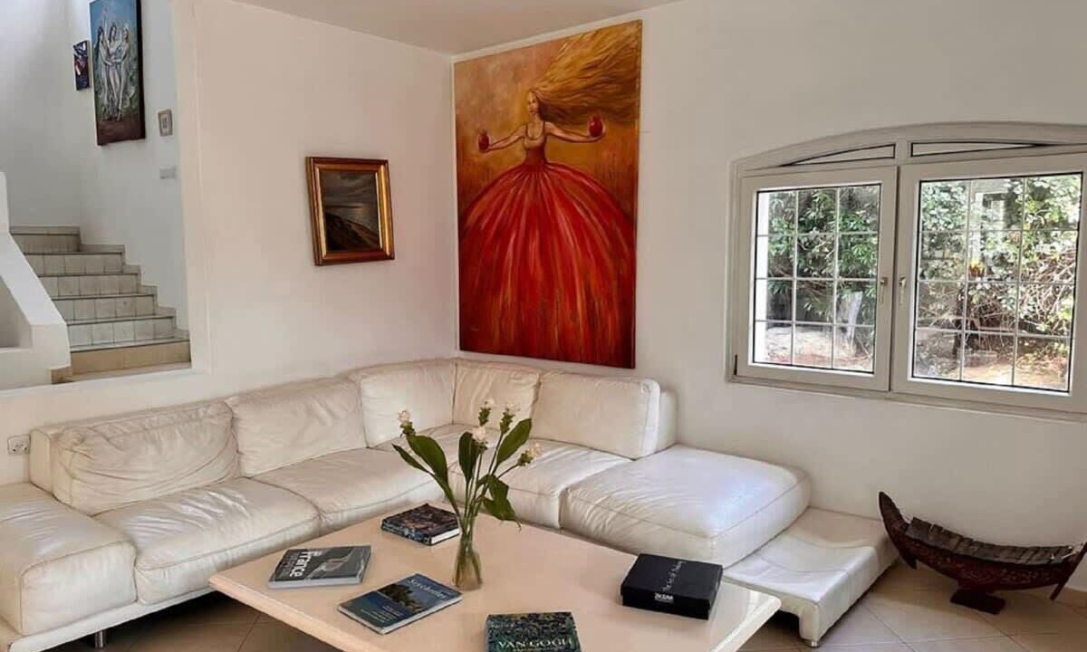 Photo of Bedroom in Caesarea