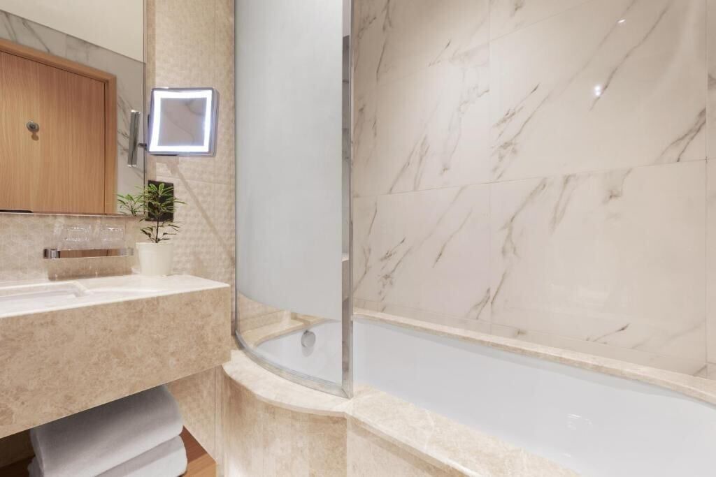 Photo of Bathroom in Palm Jumeirah