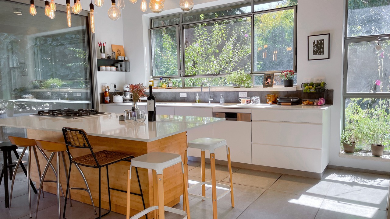 Photo of Kitchen in Bruchim Qela' Alon