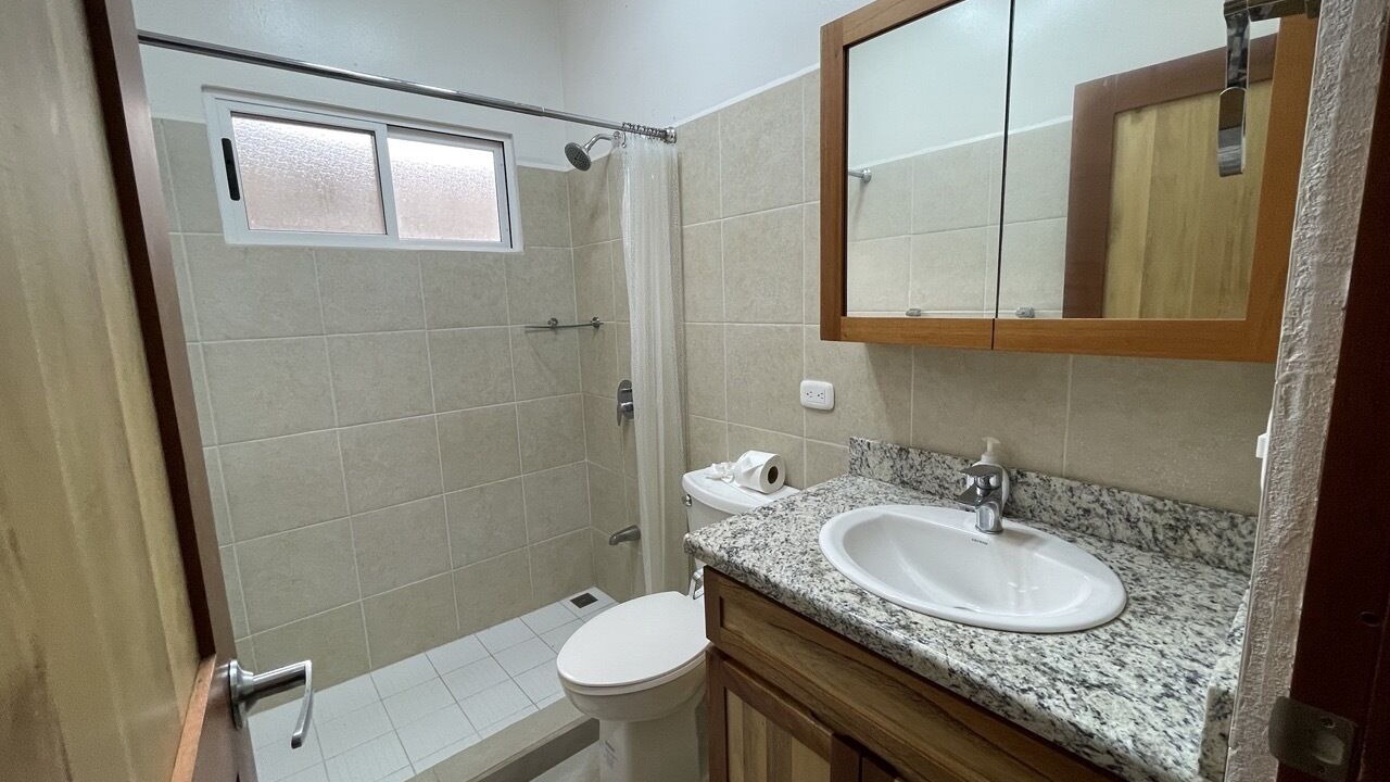 Photo of Bathroom in Barrio Ricos y Famosos