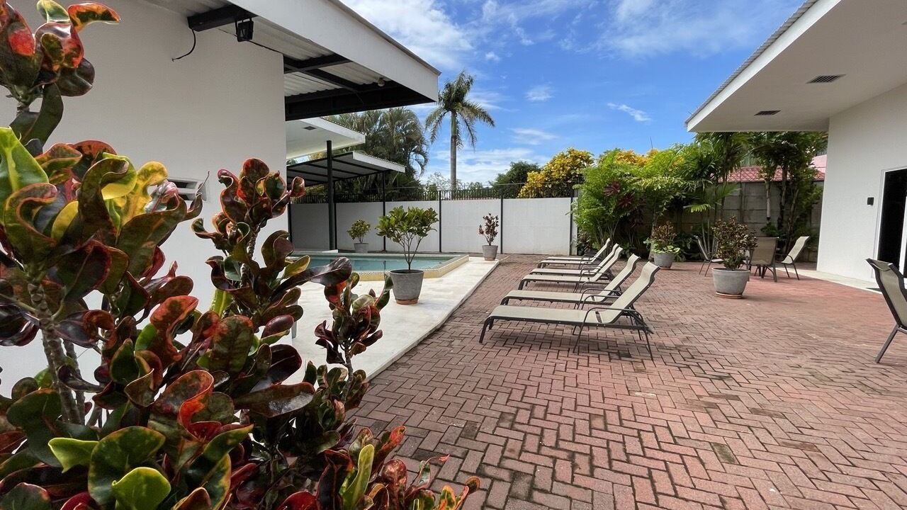 Photo of Patio Balcony in Barrio Ricos y Famosos