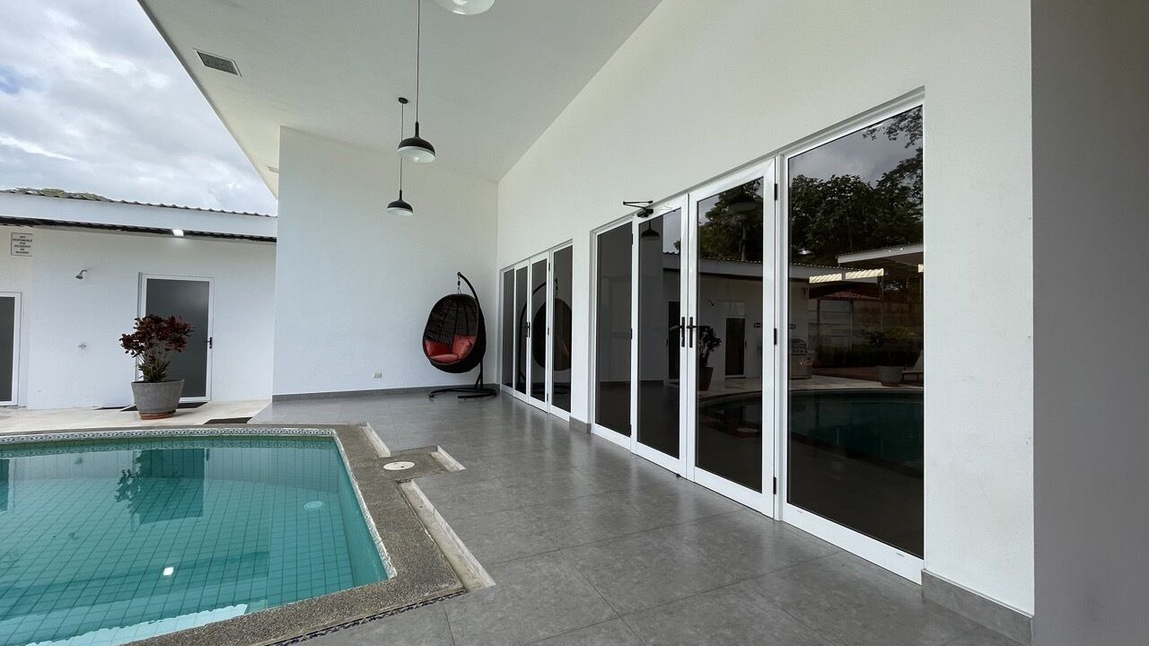 Photo of Outdoor in Barrio Ricos y Famosos