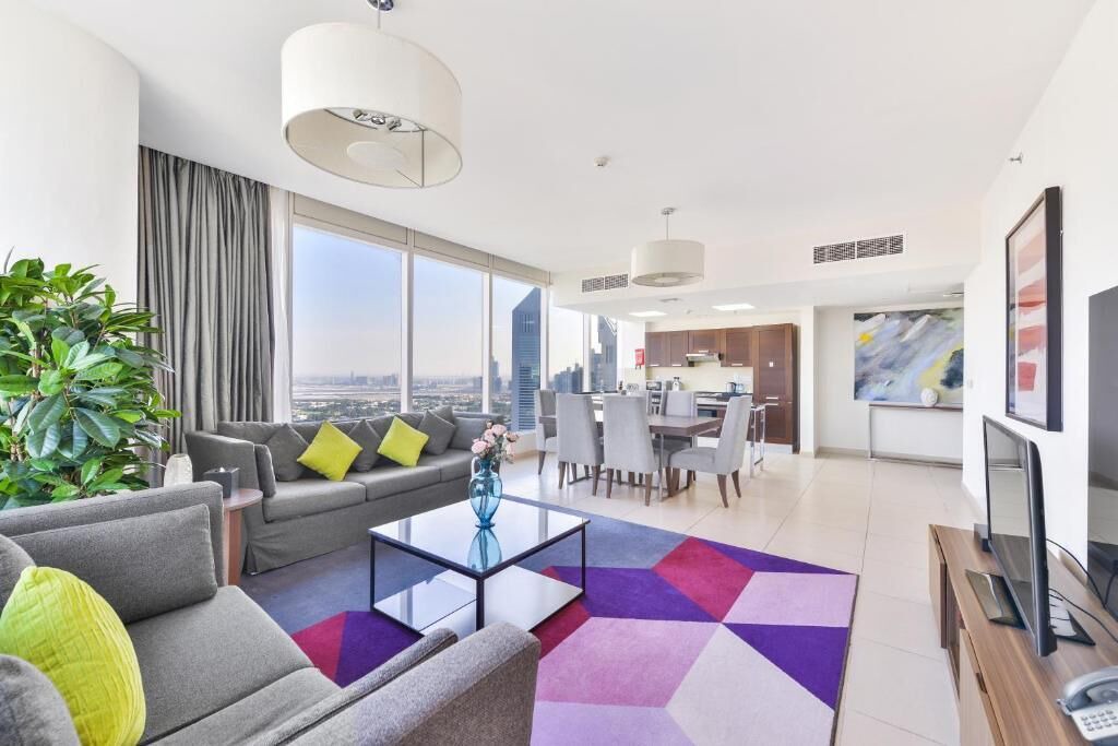 Photo of Livingroom in Trade Center