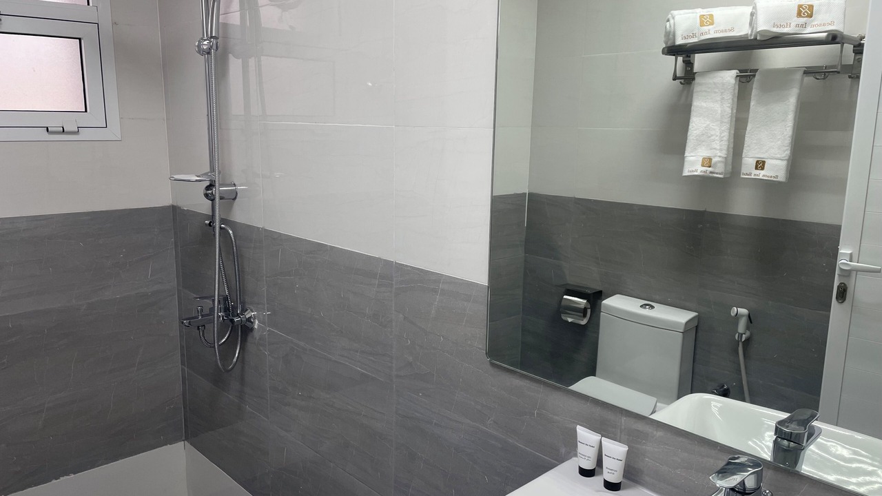 Photo of Bathroom in Duqm