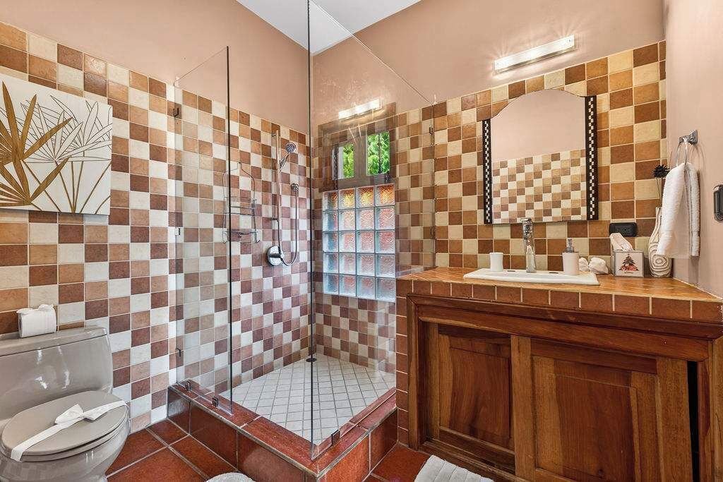 Photo of Bathroom in Potrero