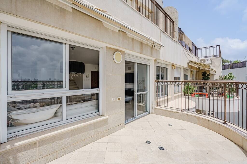 Photo of Outdoor in Tel Aviv