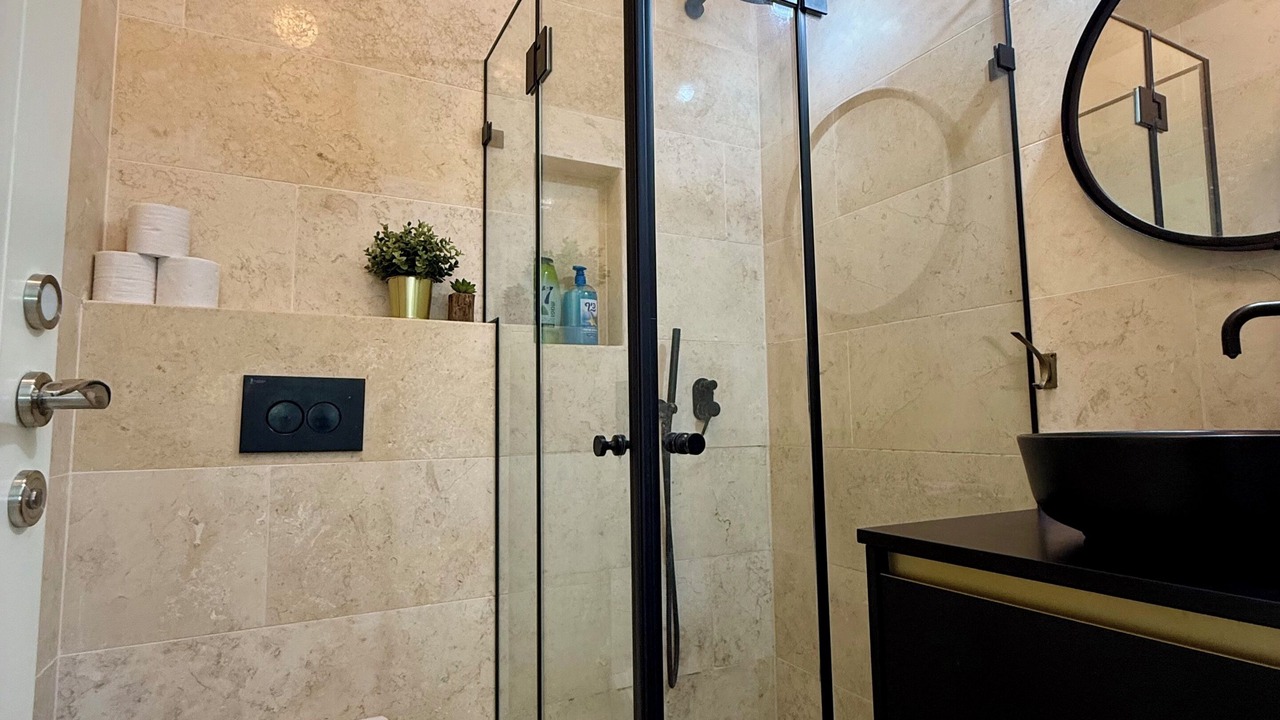 Photo of Bathroom in Old North
