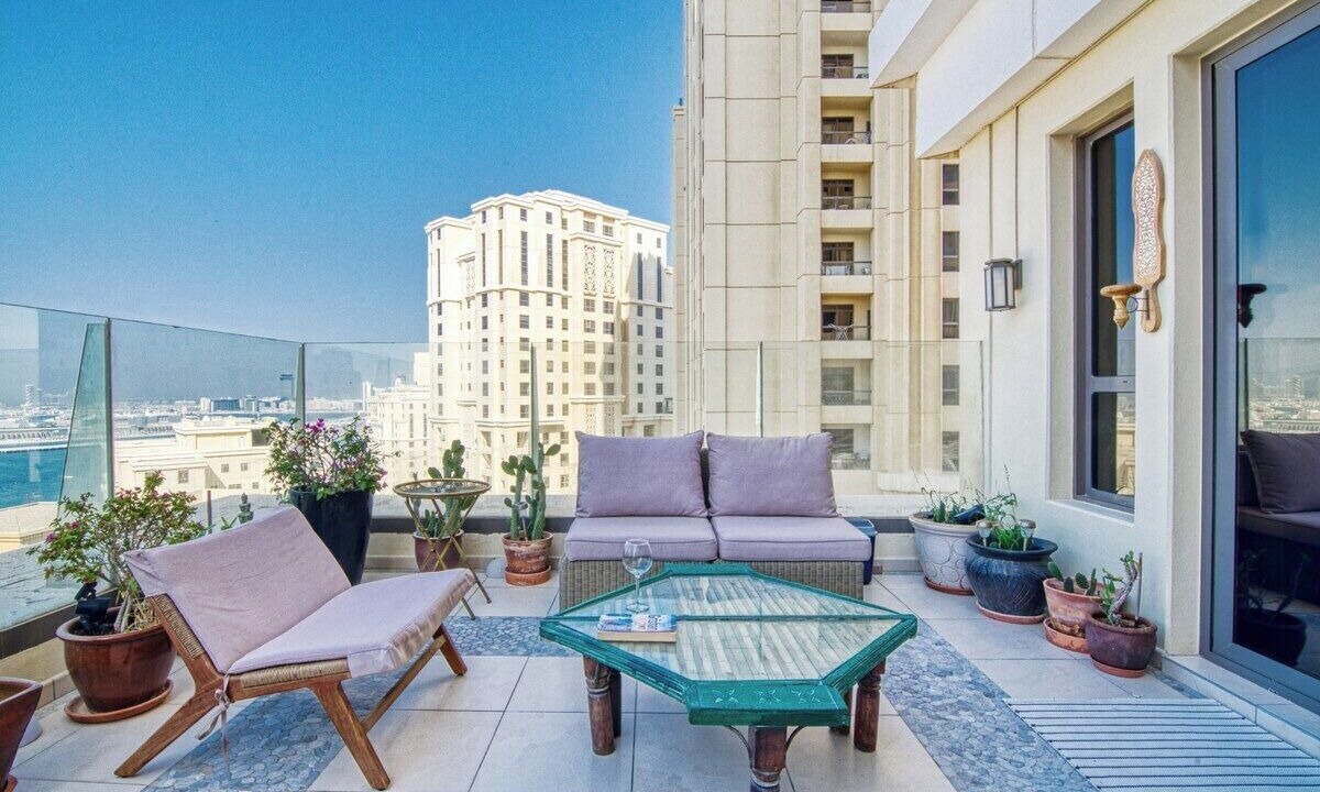 Photo of Patio Balcony in Jumeirah Beach Residence
