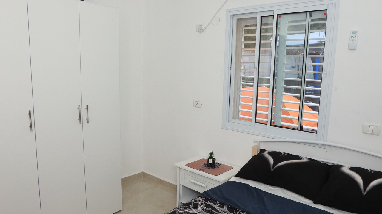 Photo of Bedroom in Peqiin Hadasha