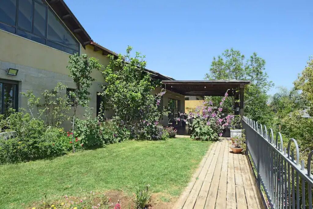 Photo of Patio Balcony in Shoresh