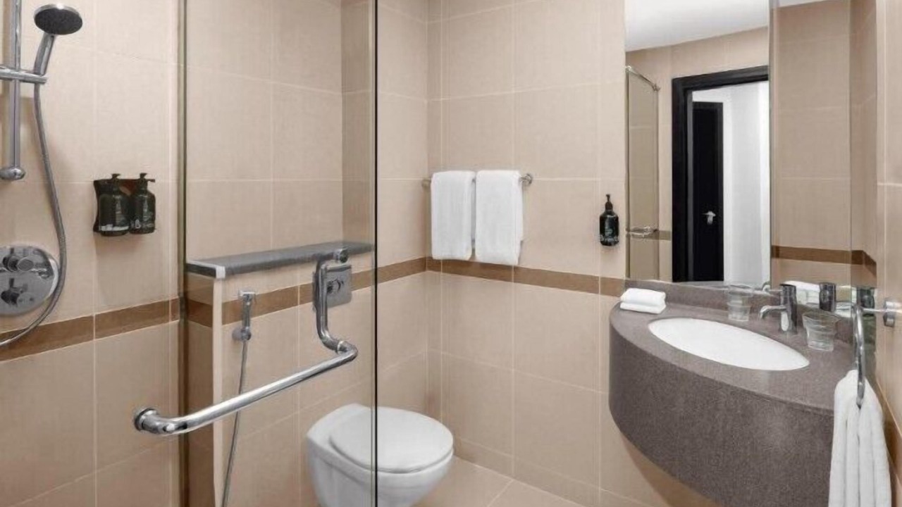 Photo of Bathroom in Jumeira 1