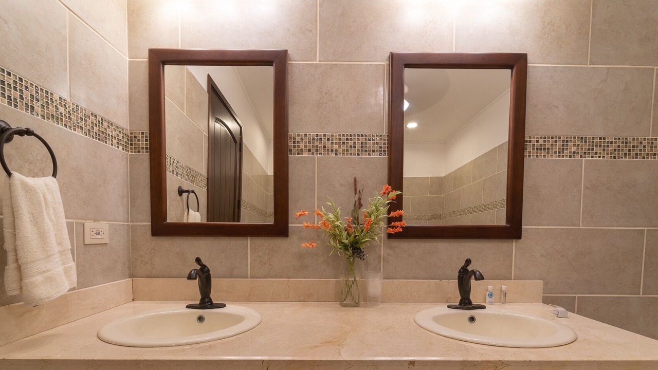 Photo of Bathroom in Carara