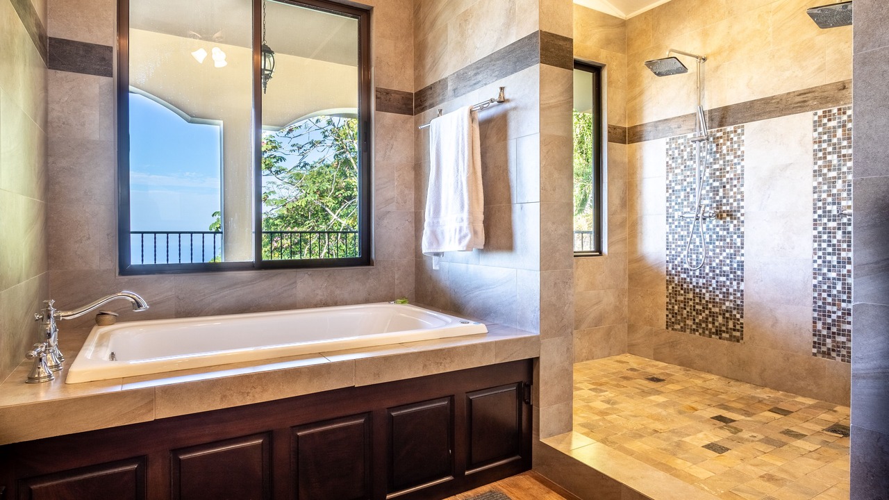 Photo of Bathroom in Carara