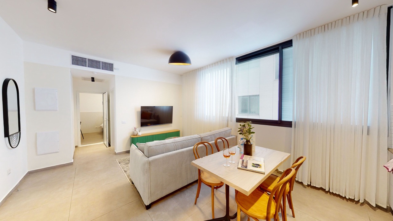 Photo of Bedroom in Tel Aviv Promenade