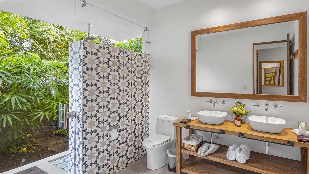 Photo of Bathroom in Tamarindo