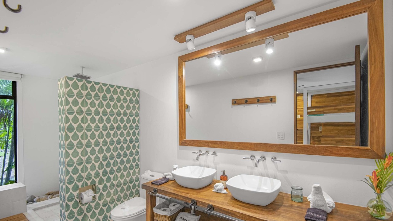 Photo of Bathroom in Tamarindo