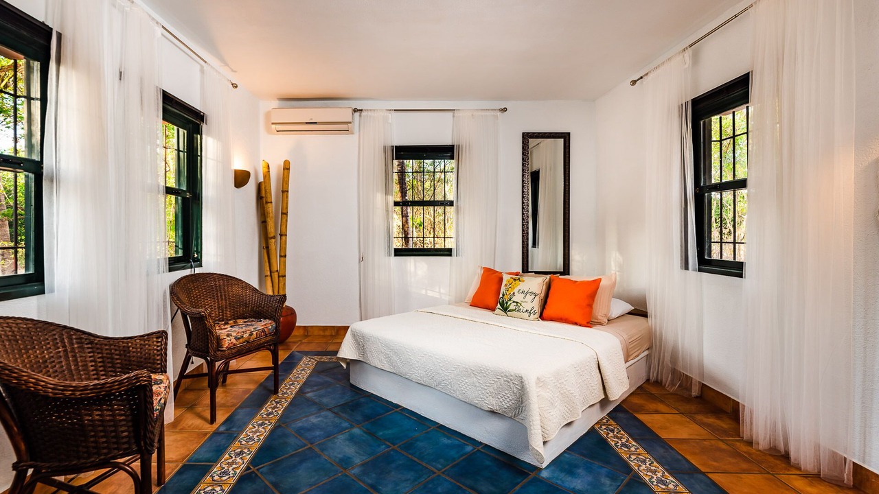 Photo of Bedroom in Palm Beach Estates