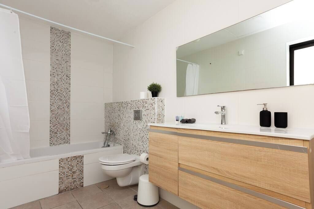 Photo of Bathroom in Bat Yam