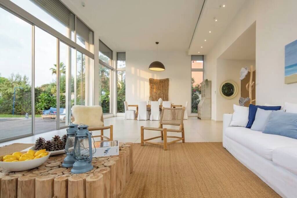 Photo of Livingroom in Herzliya Pituach