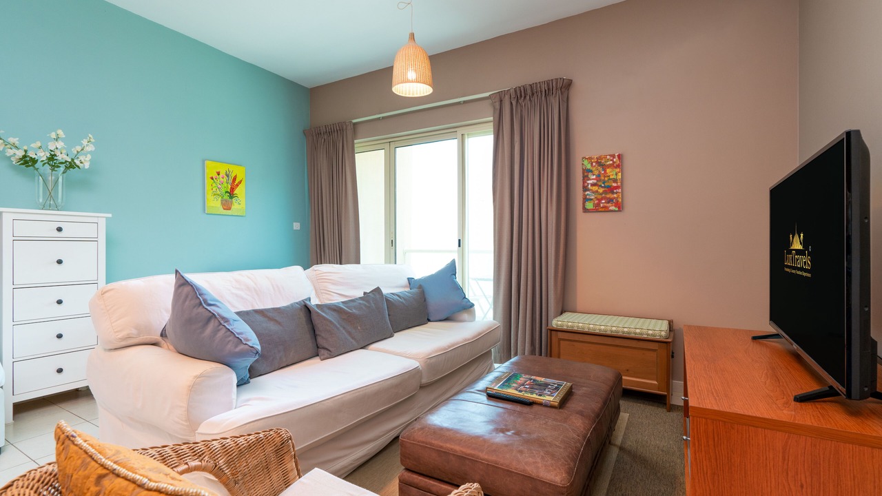 Photo of Livingroom in Emirates Hills