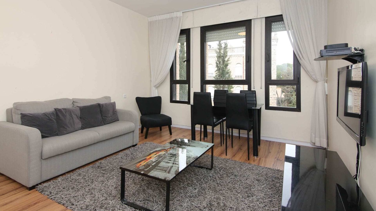 Photo of Livingroom in Mamilla