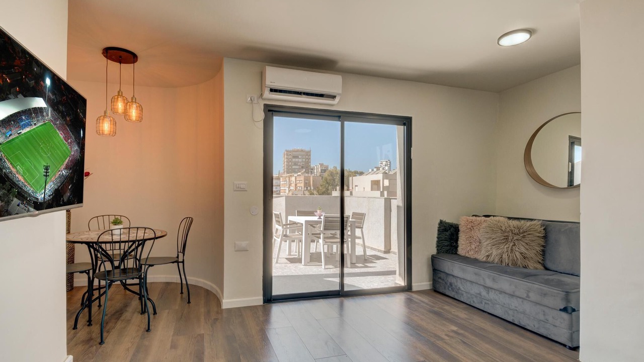 Photo of Livingroom in Ramat Gan